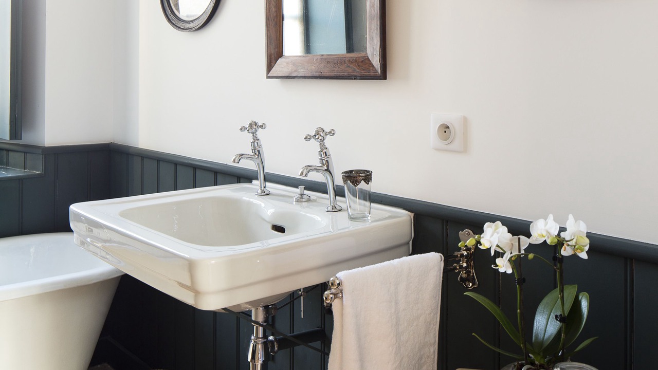 Photo of Bathroom in Courances
