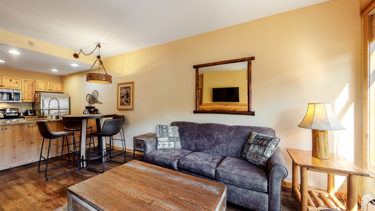 Photo of Livingroom in Copper Mountain Village