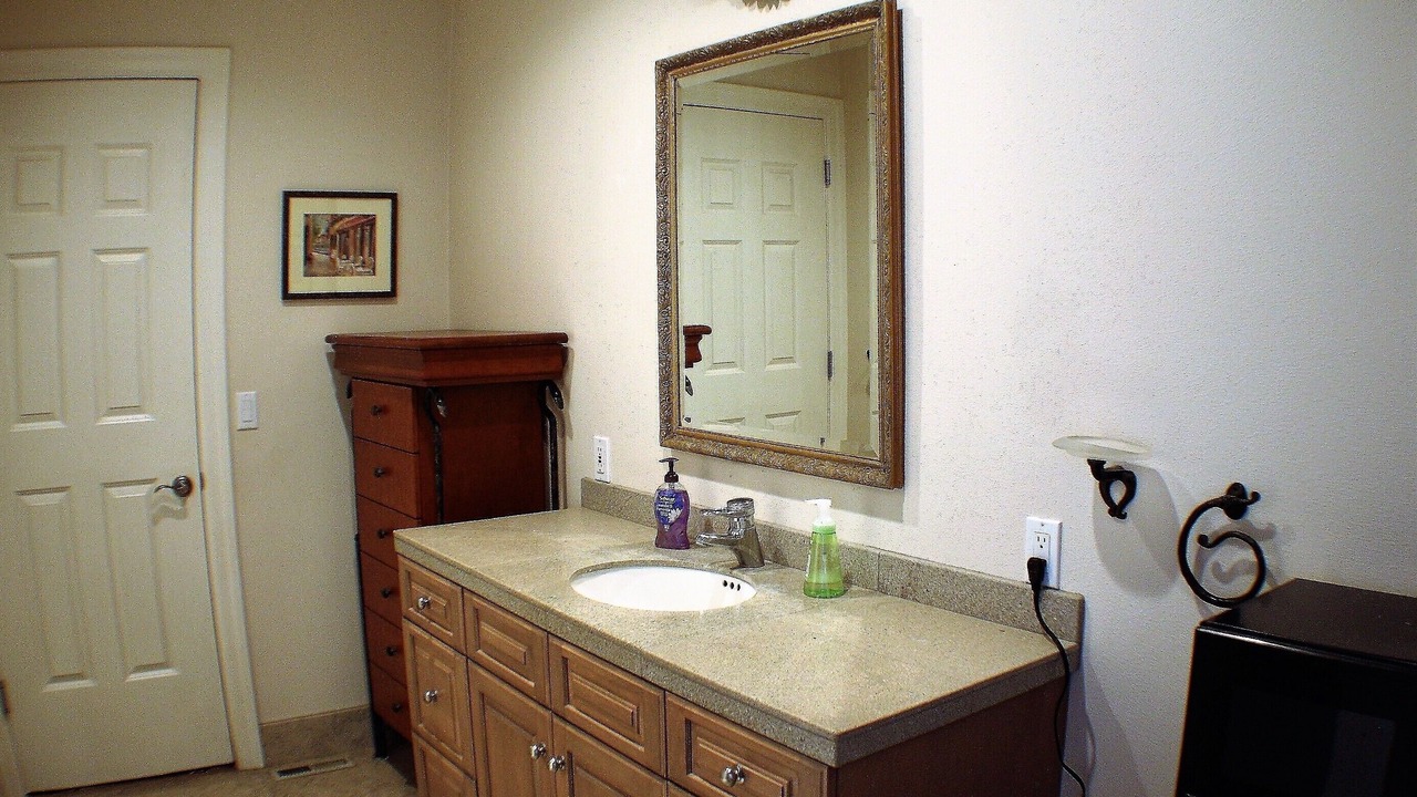Photo of Bathroom in Selah