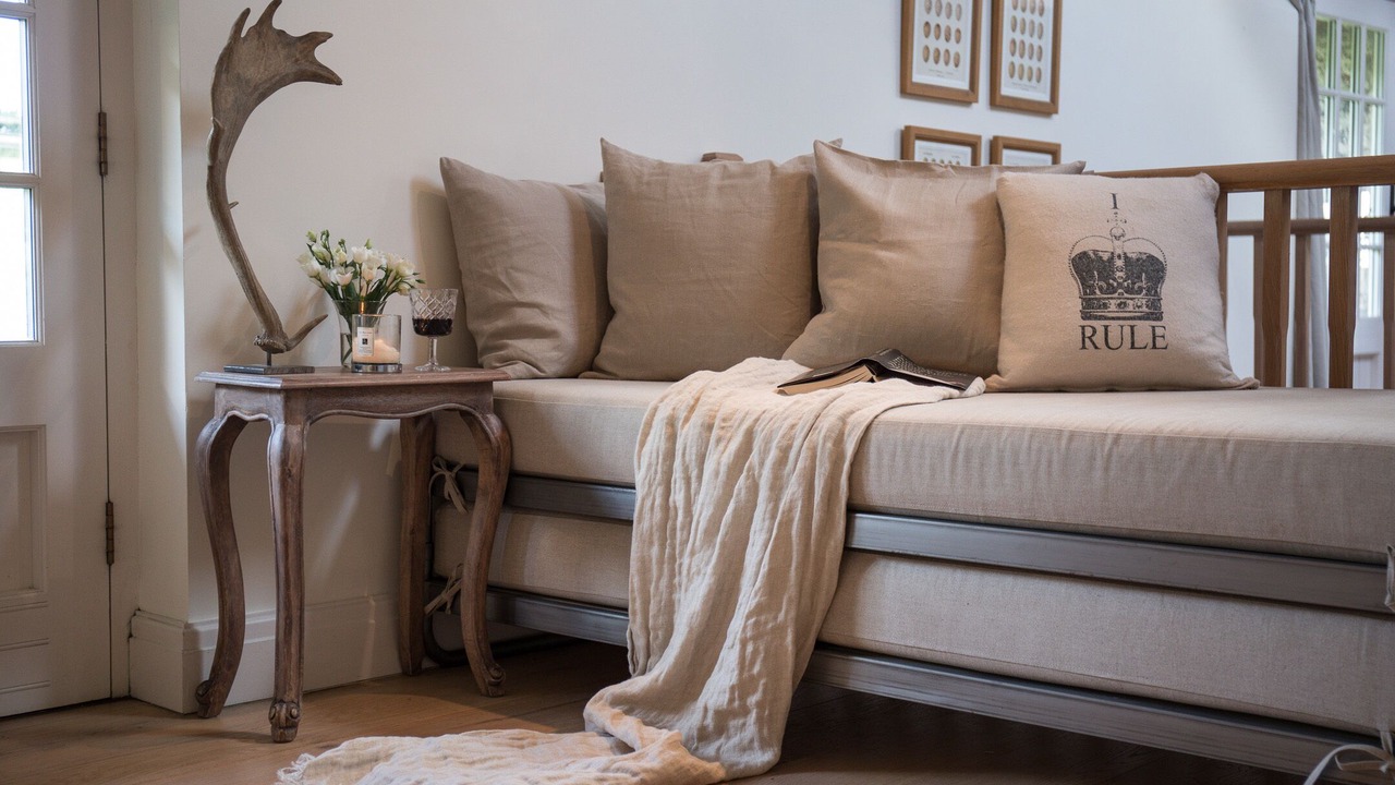 Photo of Others in Broadwoodkelly