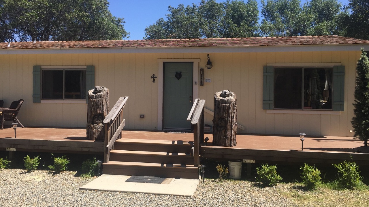 Photo of Others in Mariposa