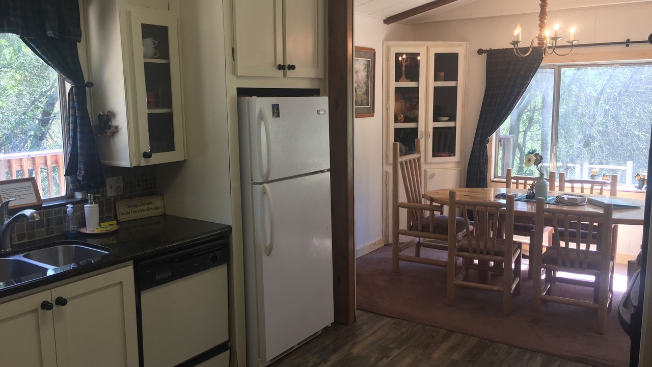 Photo of Kitchen in Mariposa