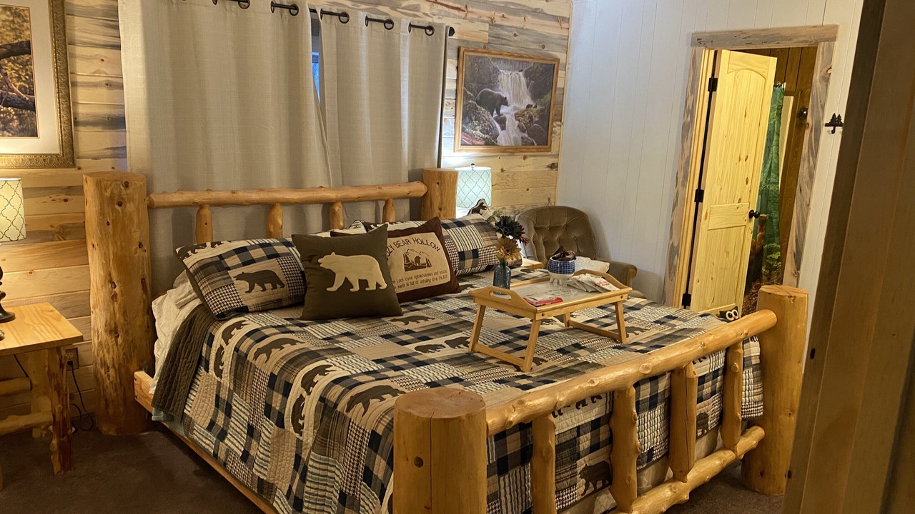 Photo of Bedroom in Mariposa