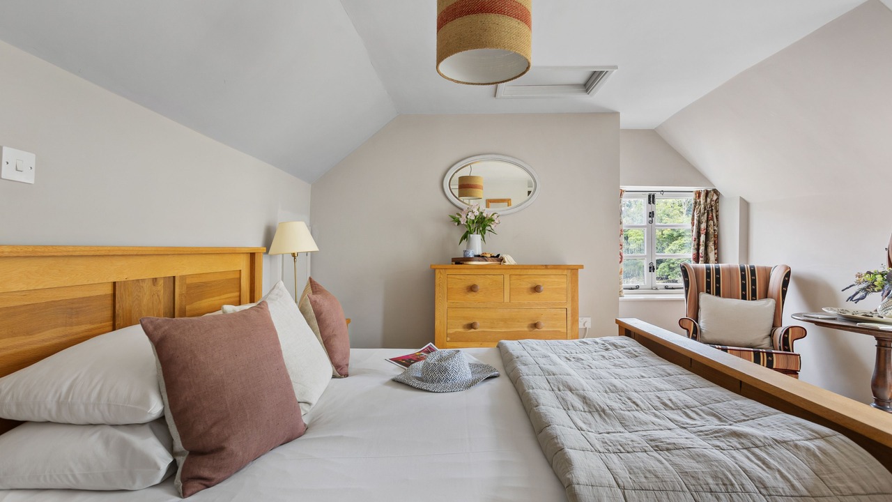 Photo of Bedroom in Tuckenhay