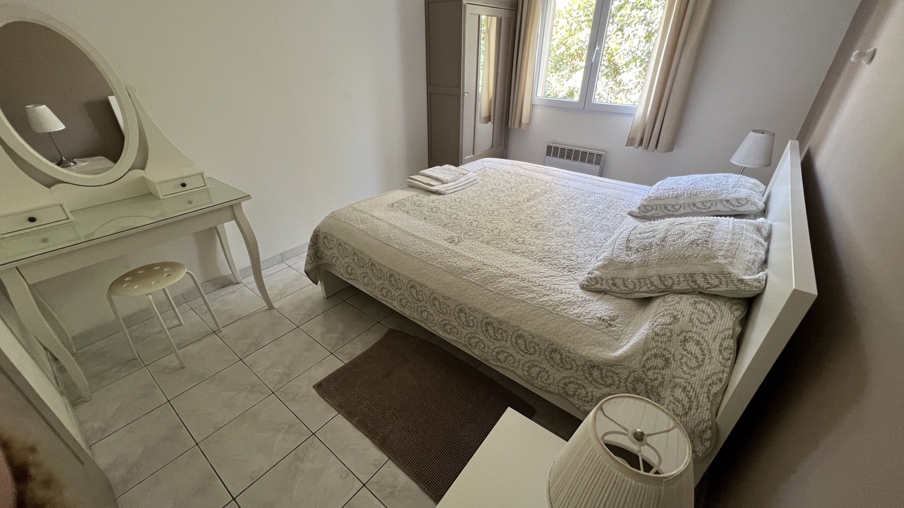 Photo of Bedroom in Tarascon