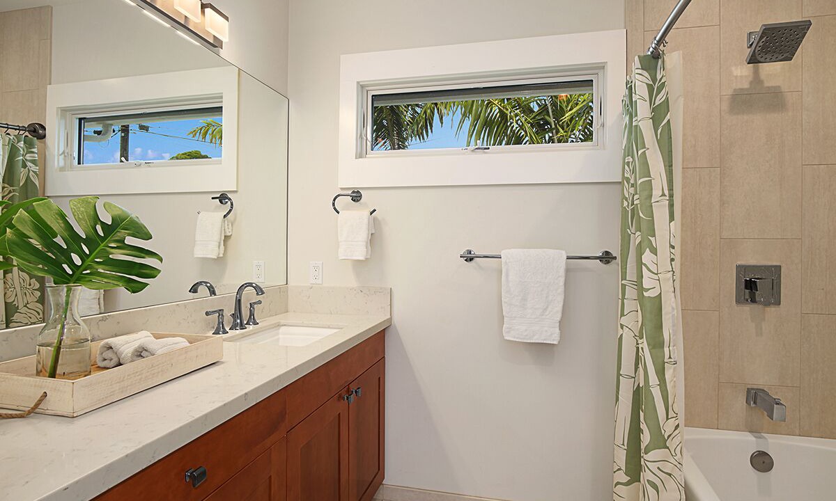 Photo of Bathroom in Poipu