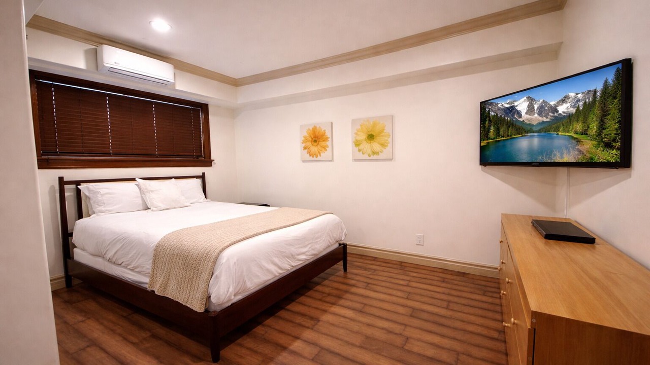 Photo of Bedroom in Mission Hills
