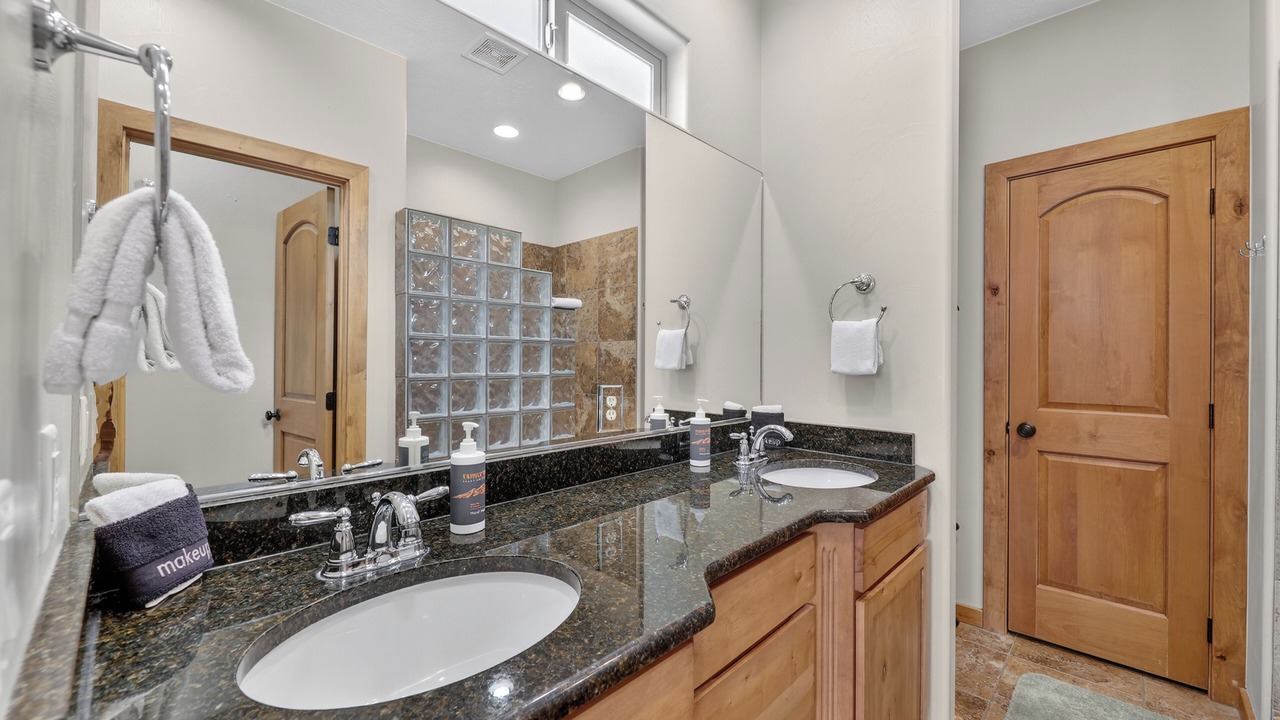 Photo of Bathroom in Brian Head