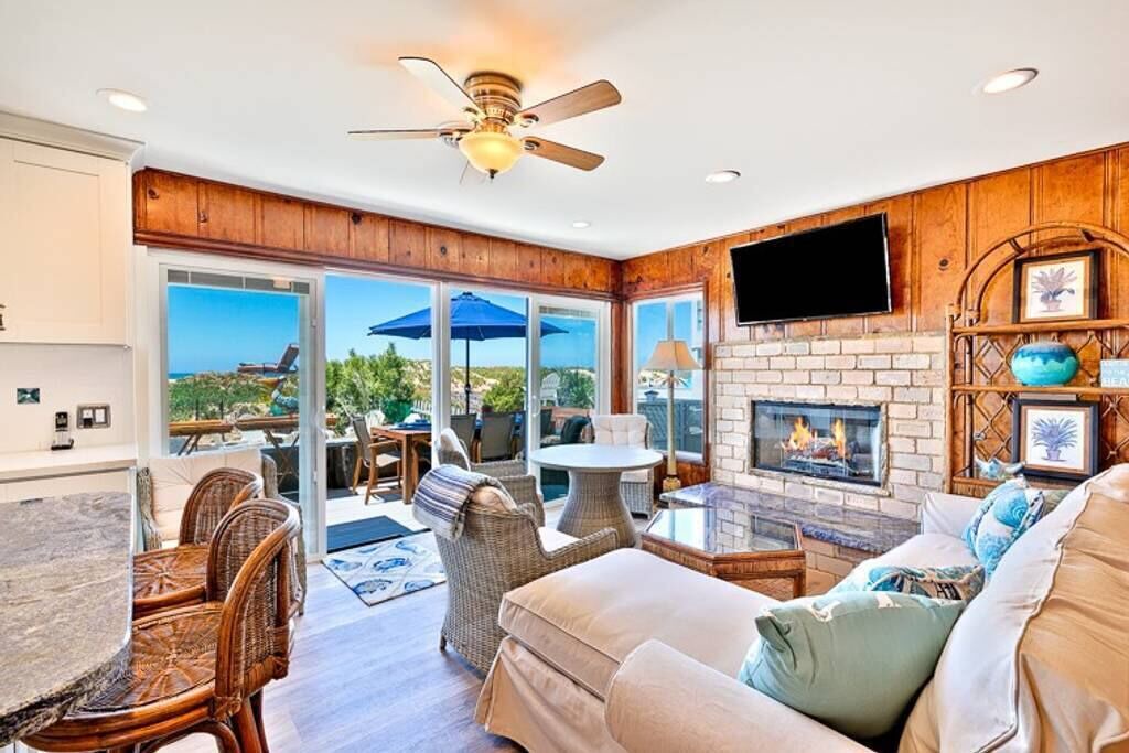 Photo of Livingroom in Huntington Beach