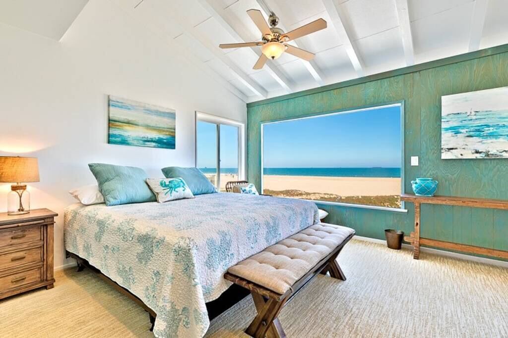 Photo of Bedroom in Huntington Beach