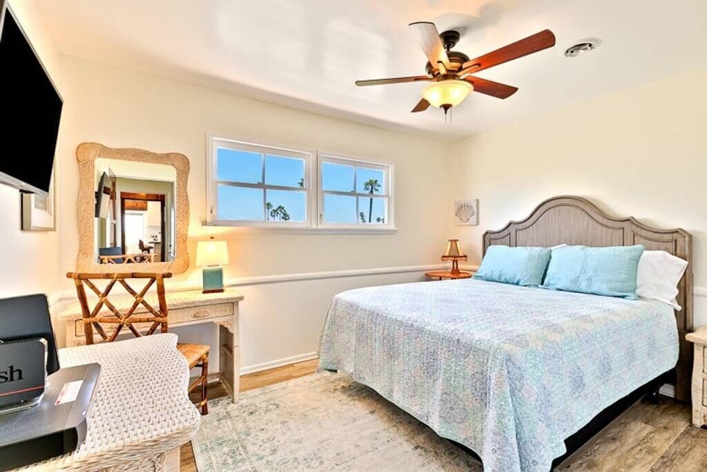 Photo of Bedroom in Huntington Beach
