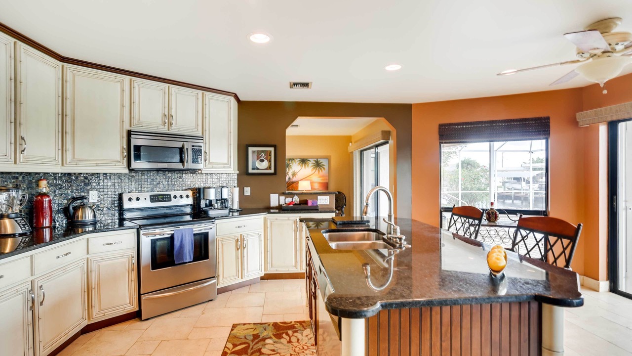 Photo of Kitchen in Caloosahatchee