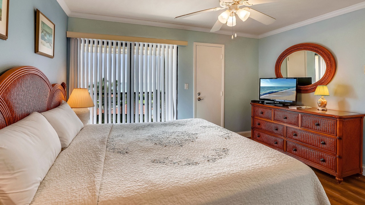 Photo of Bedroom in Sunset Beach