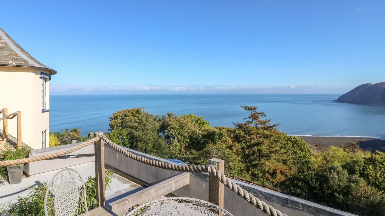 Photo of Outdoor in Lynton