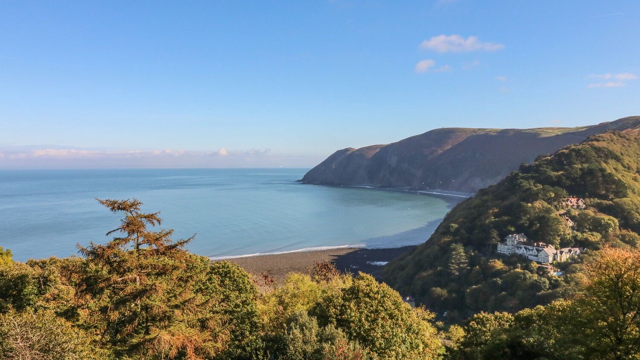 Photo of Others in Lynton