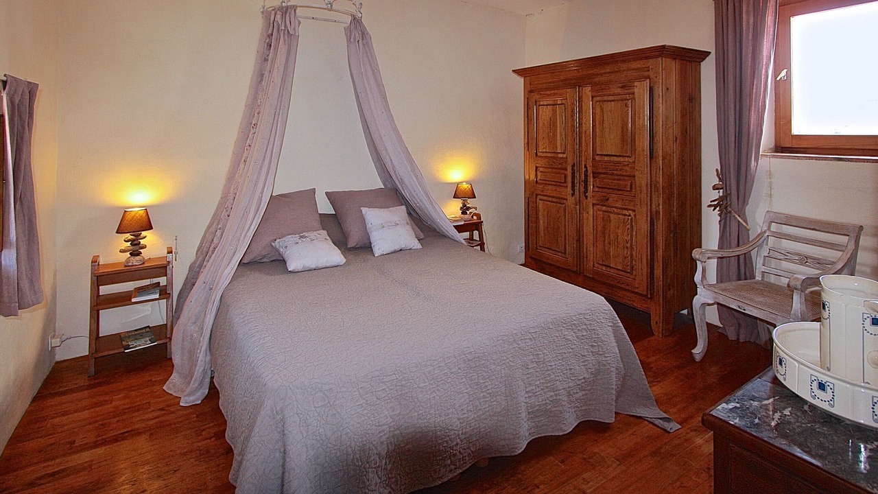 Photo of Bedroom in Pompignan