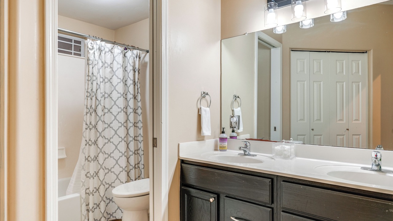 Photo of Bathroom in Ray Ranch Estates