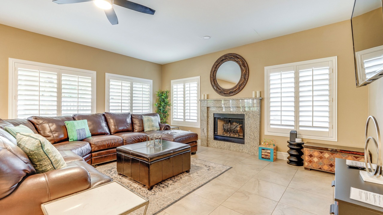Photo of Livingroom in Ray Ranch Estates