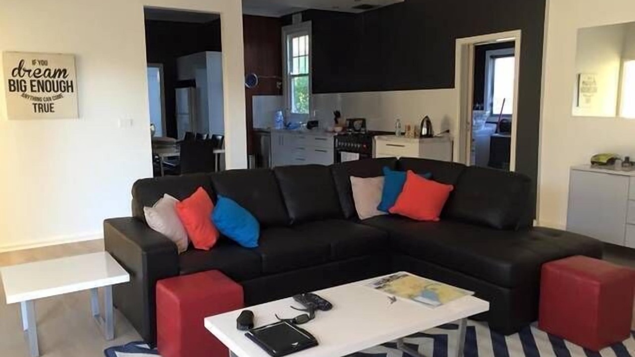 Photo of Livingroom in Yarrawonga