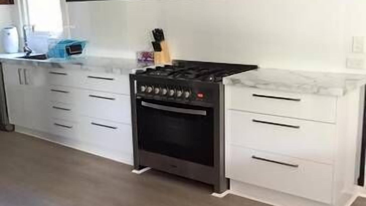 Photo of Kitchen in Yarrawonga