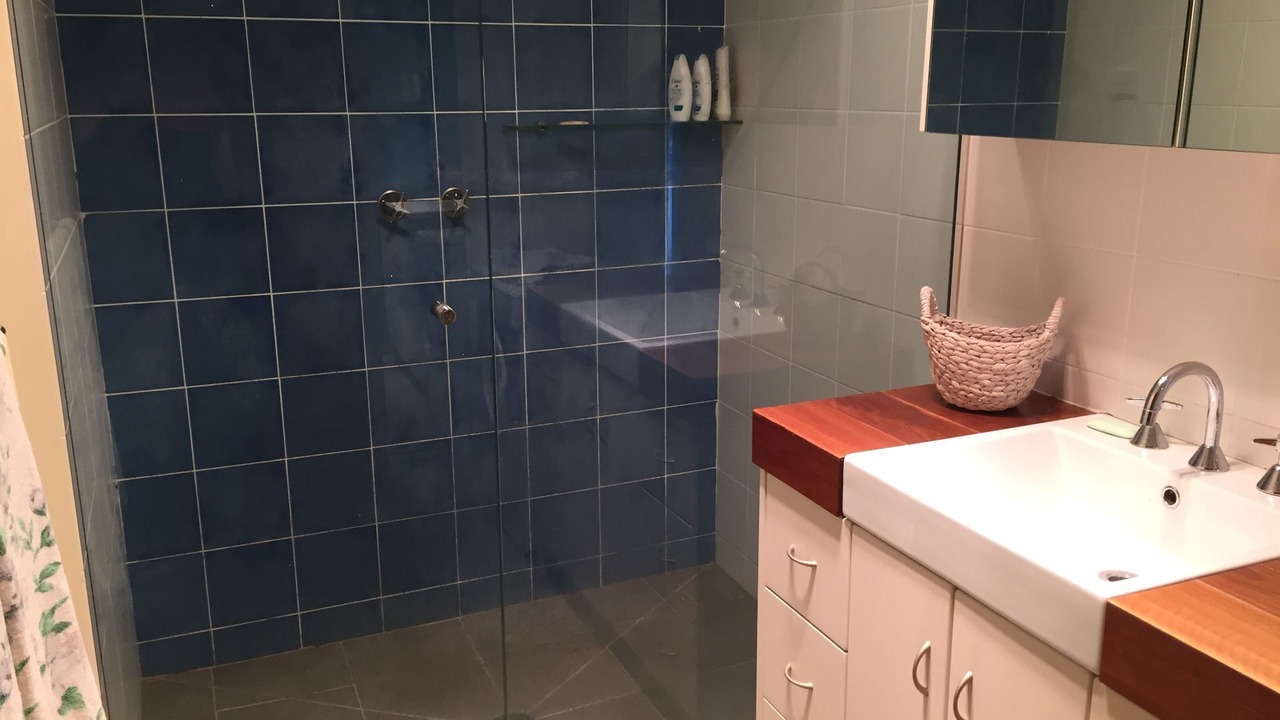 Photo of Bathroom in Limonite