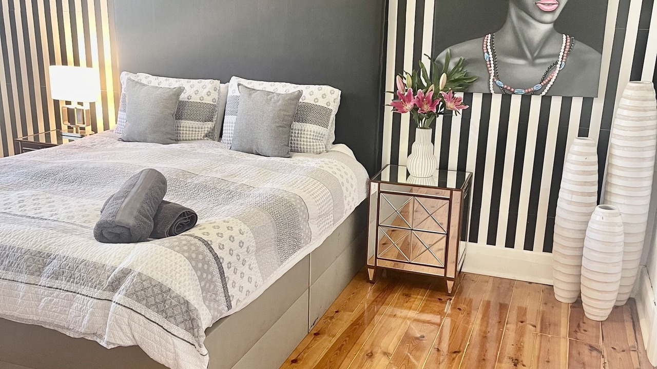 Photo of Others in Henley Beach