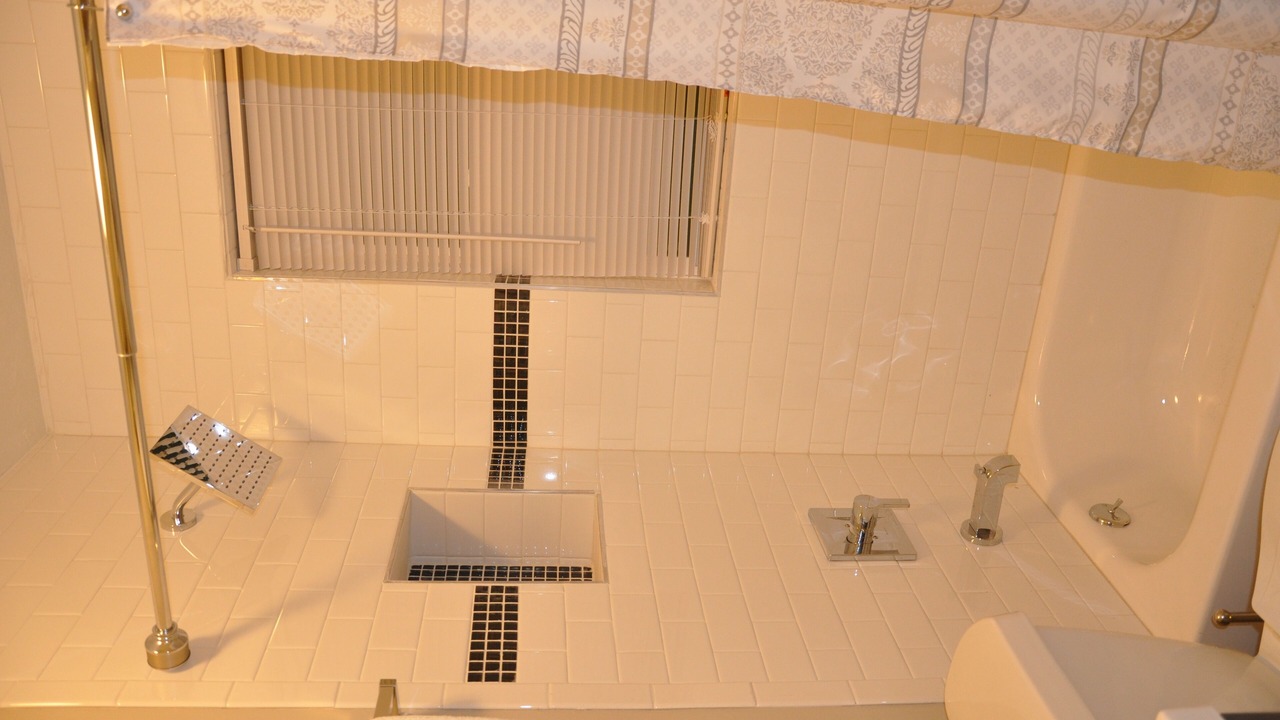 Photo of Bathroom in Central Oklahoma City