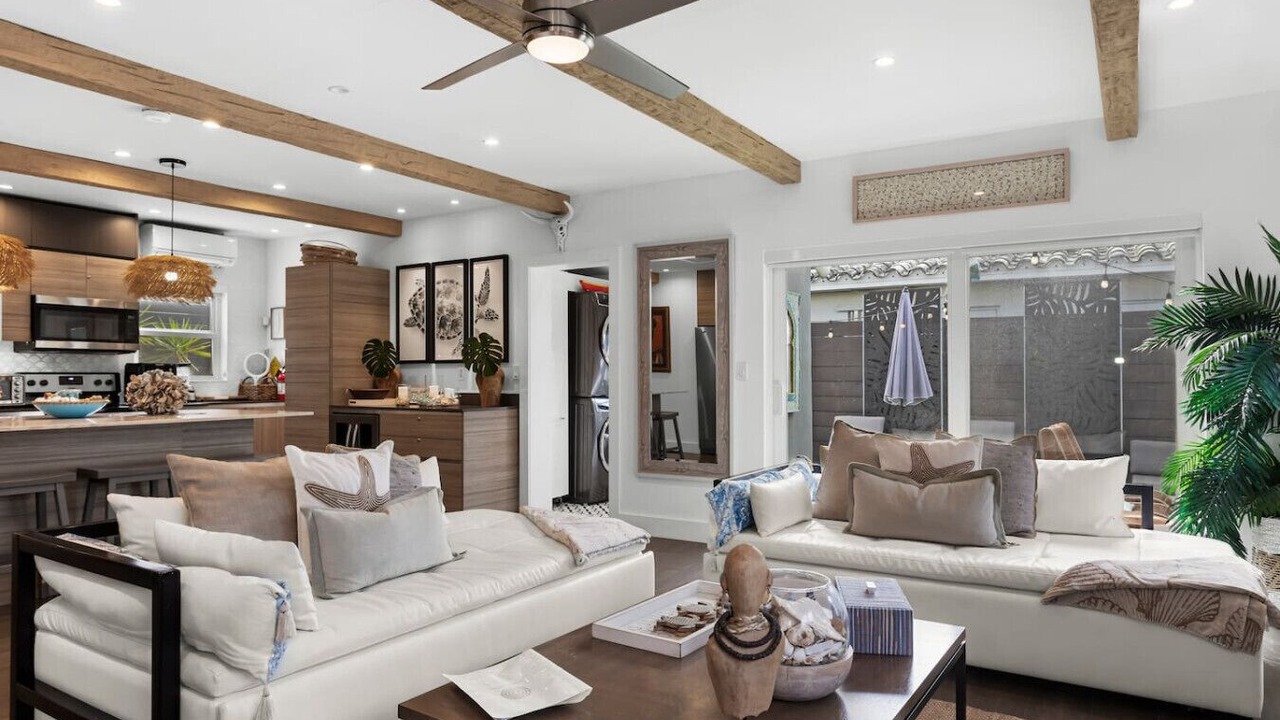 Photo of Livingroom in North Beach