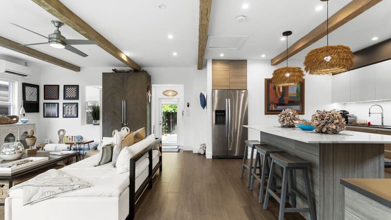 Photo of Livingroom in North Beach