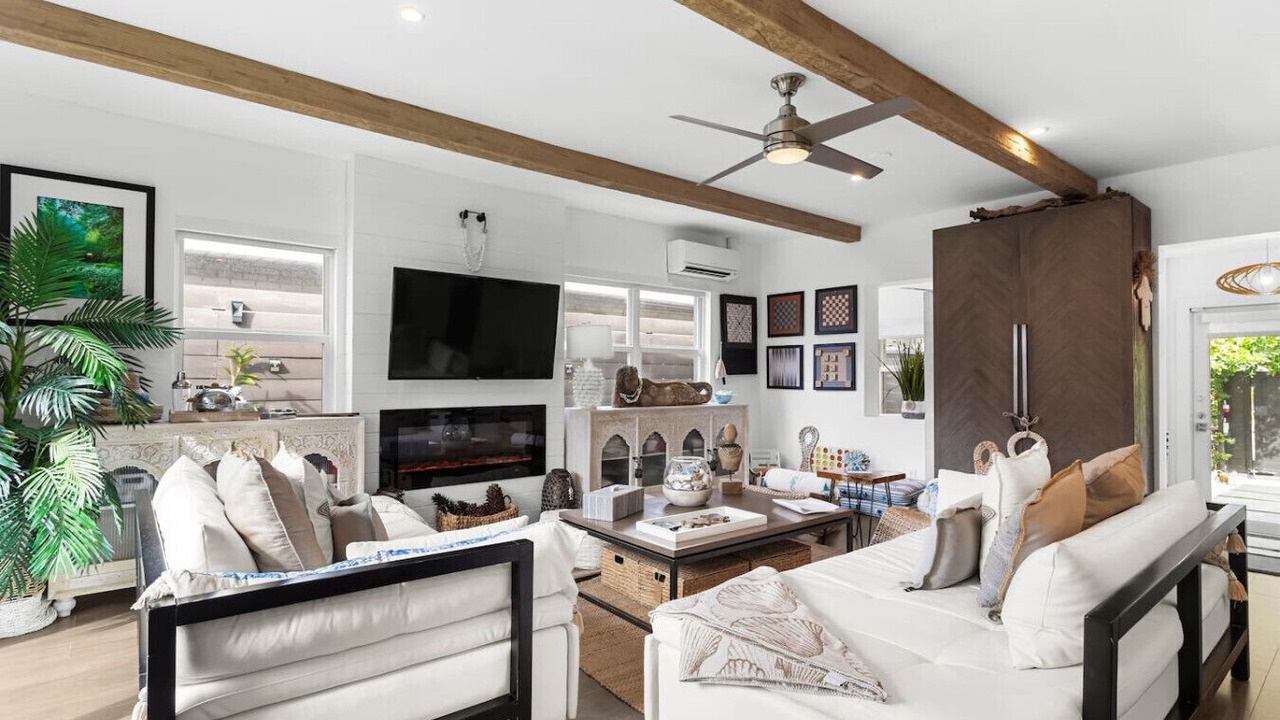 Photo of Livingroom in North Beach