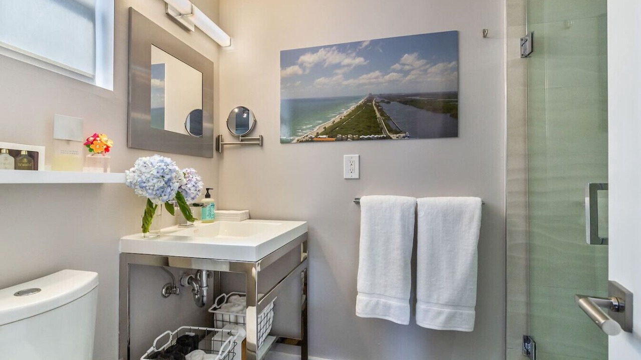 Photo of Bathroom in North Beach