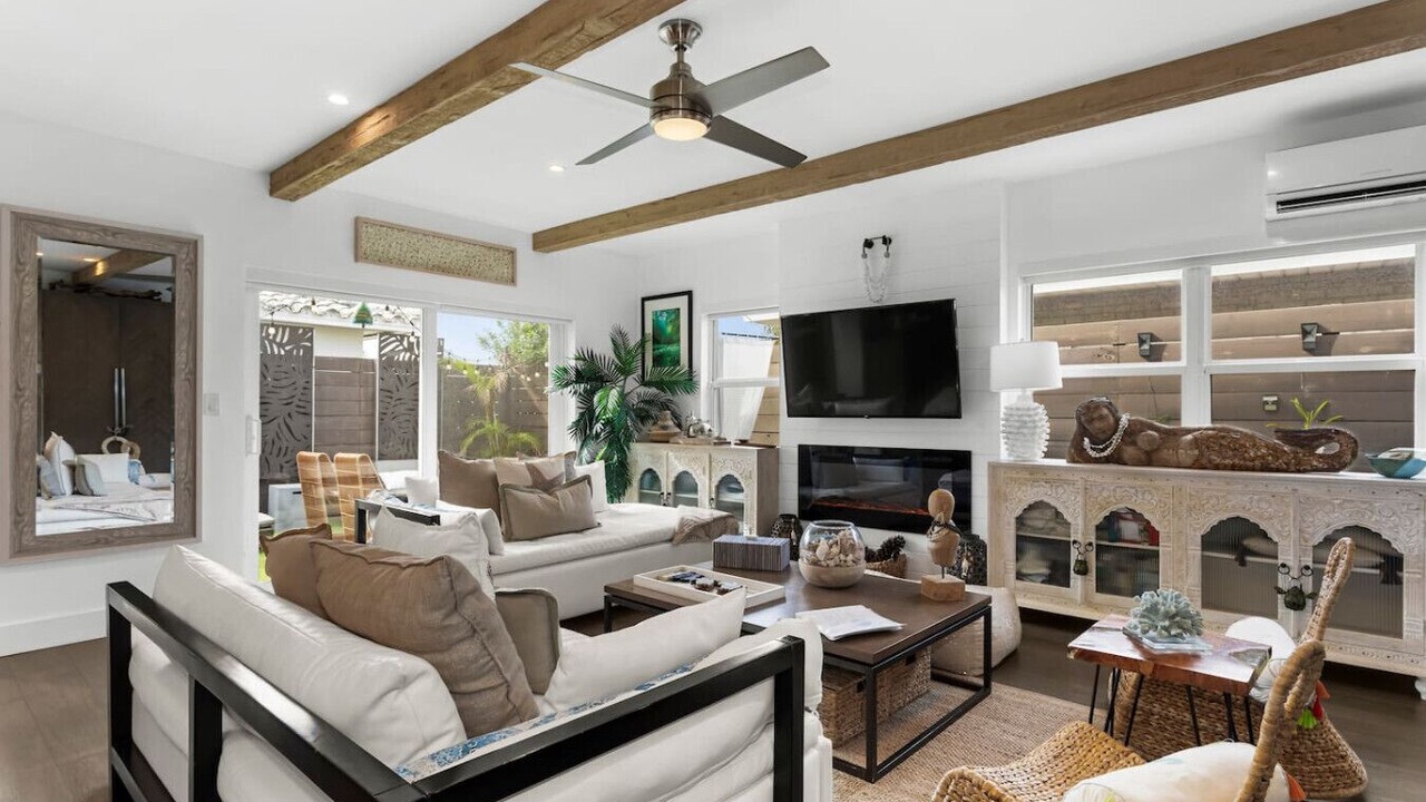 Photo of Livingroom in North Beach