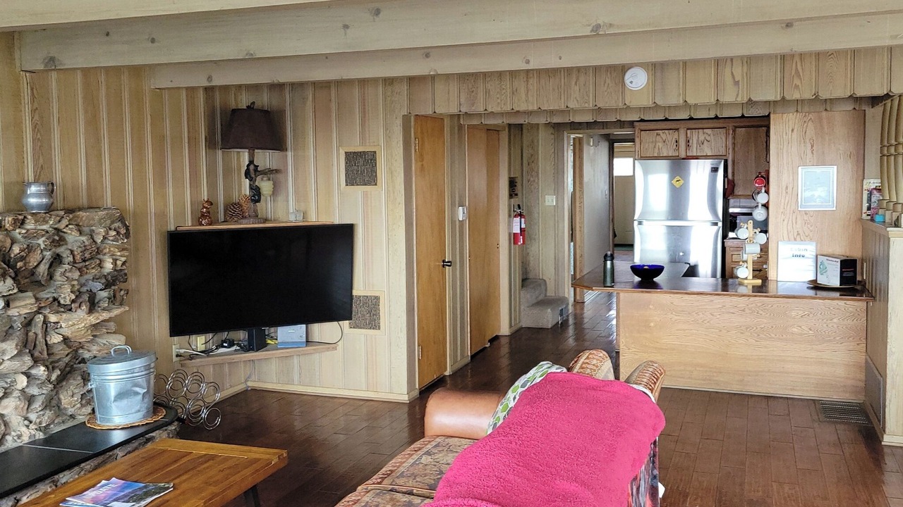 Photo of Bedroom in Lake Arrowhead