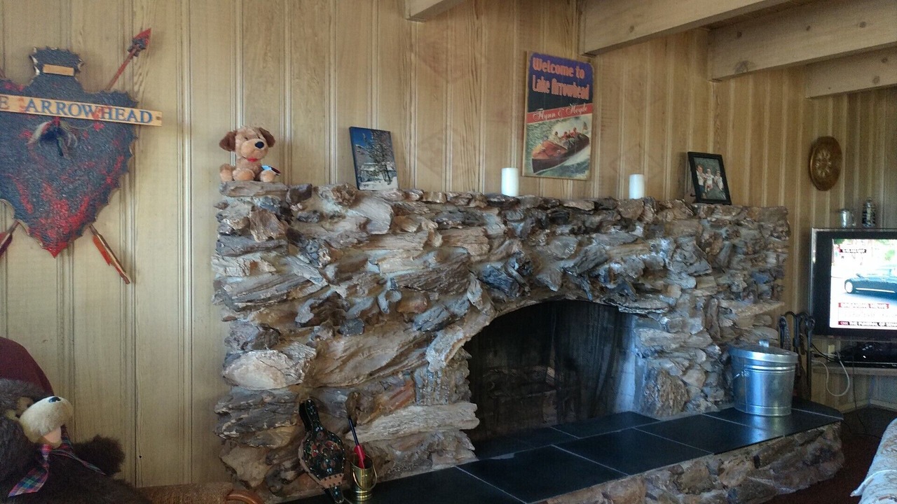 Photo of Livingroom in Lake Arrowhead