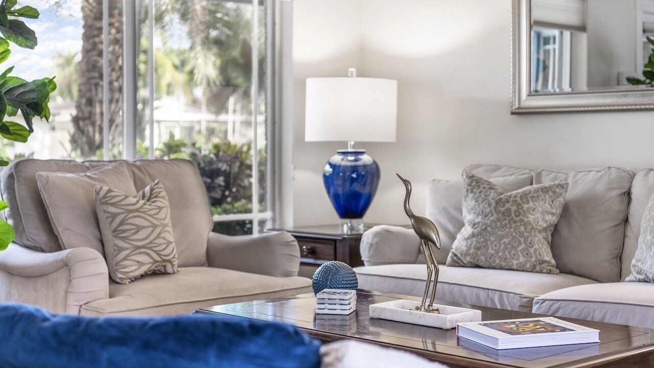 Photo of Livingroom in Central Corals