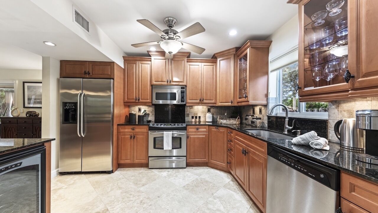 Photo of Kitchen in Central Corals