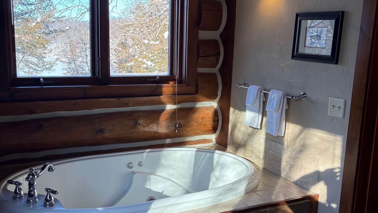 Photo of Bathroom in The Galena Territory