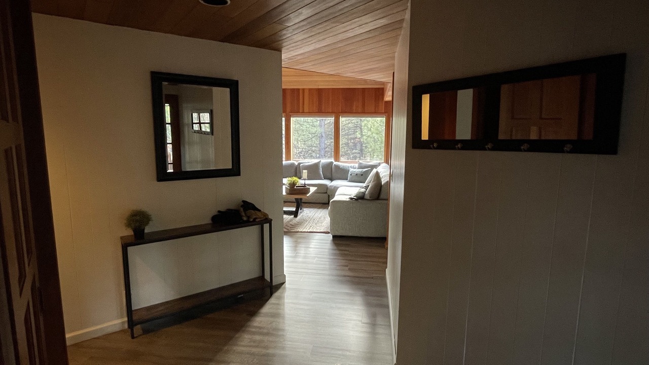Photo of Bedroom in Black Butte Ranch