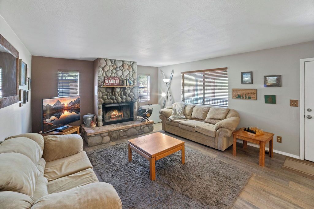 Photo of Livingroom in Parks