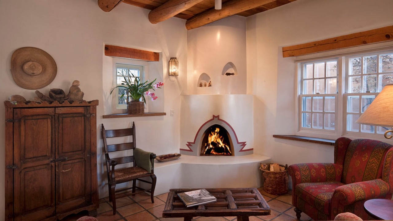 Photo of Livingroom in Northeast Santa Fe