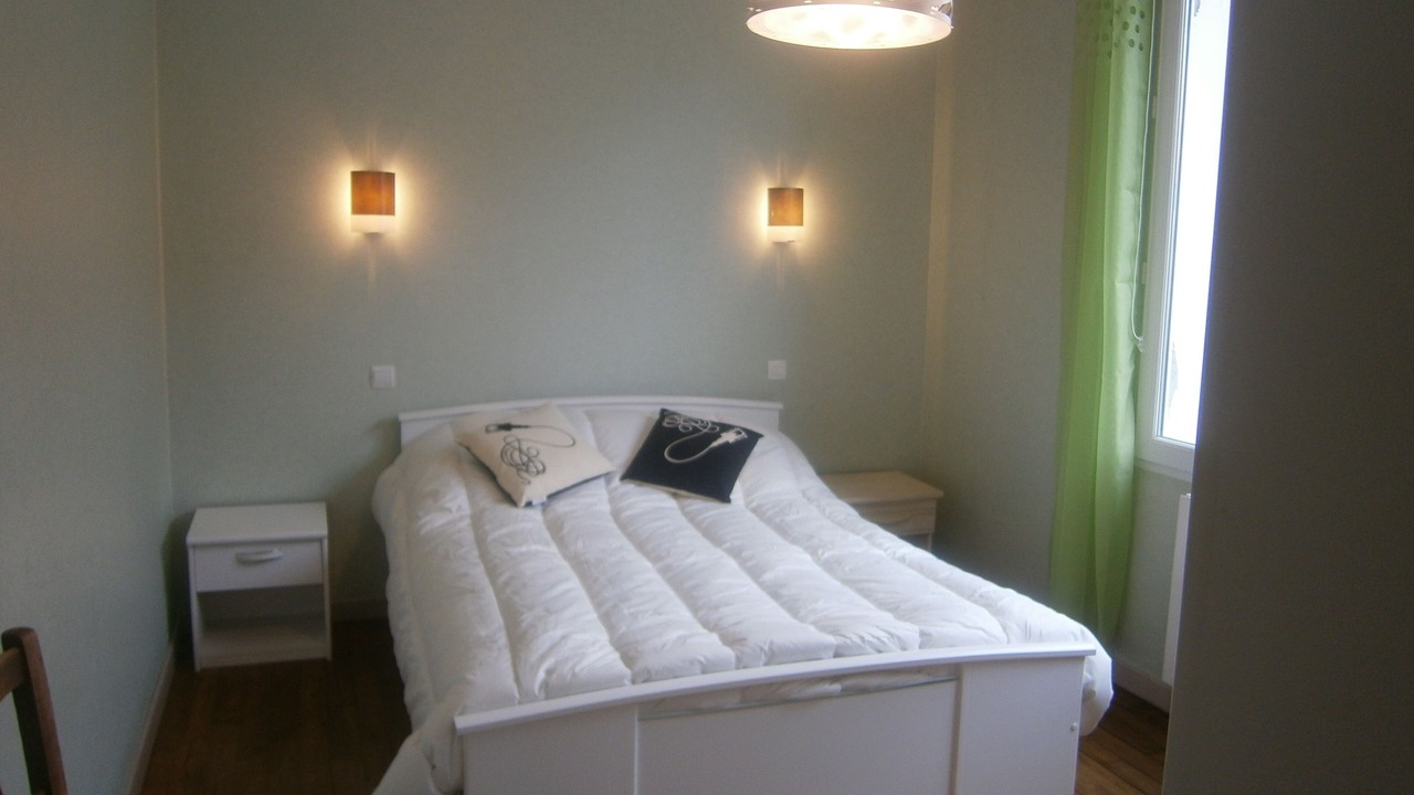 Photo of Bedroom in Saint-Martin de Brehal
