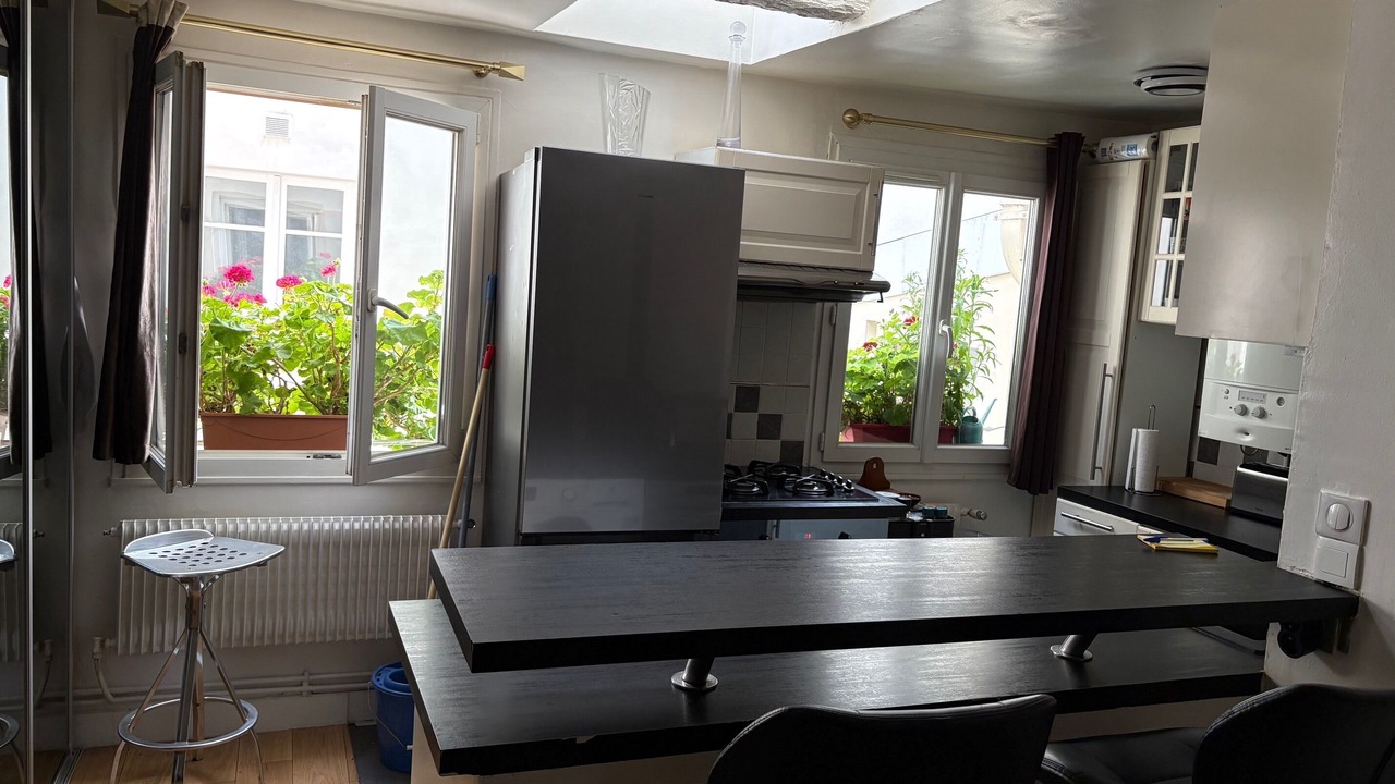 Photo of Kitchen in Arts-et-Metiers