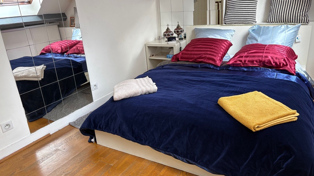 Photo of Bedroom in Arts-et-Metiers