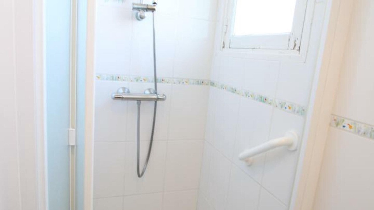Photo of Bathroom in Saint-Pair-sur-Mer