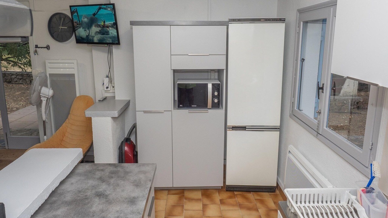 Photo of Others in Uzer