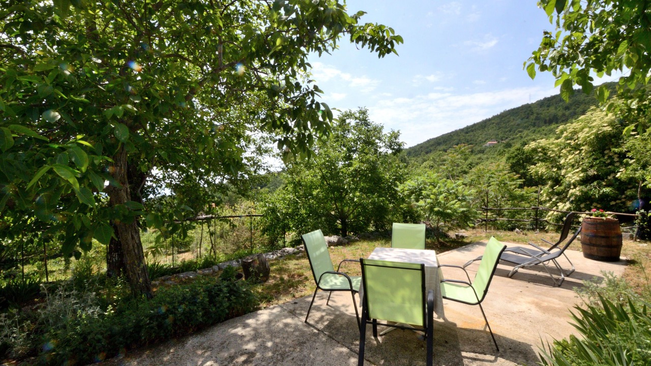 Photo of Outdoor in Sveta Jelena