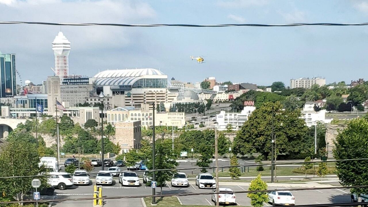 Photo of Others in Downtown Niagara Falls