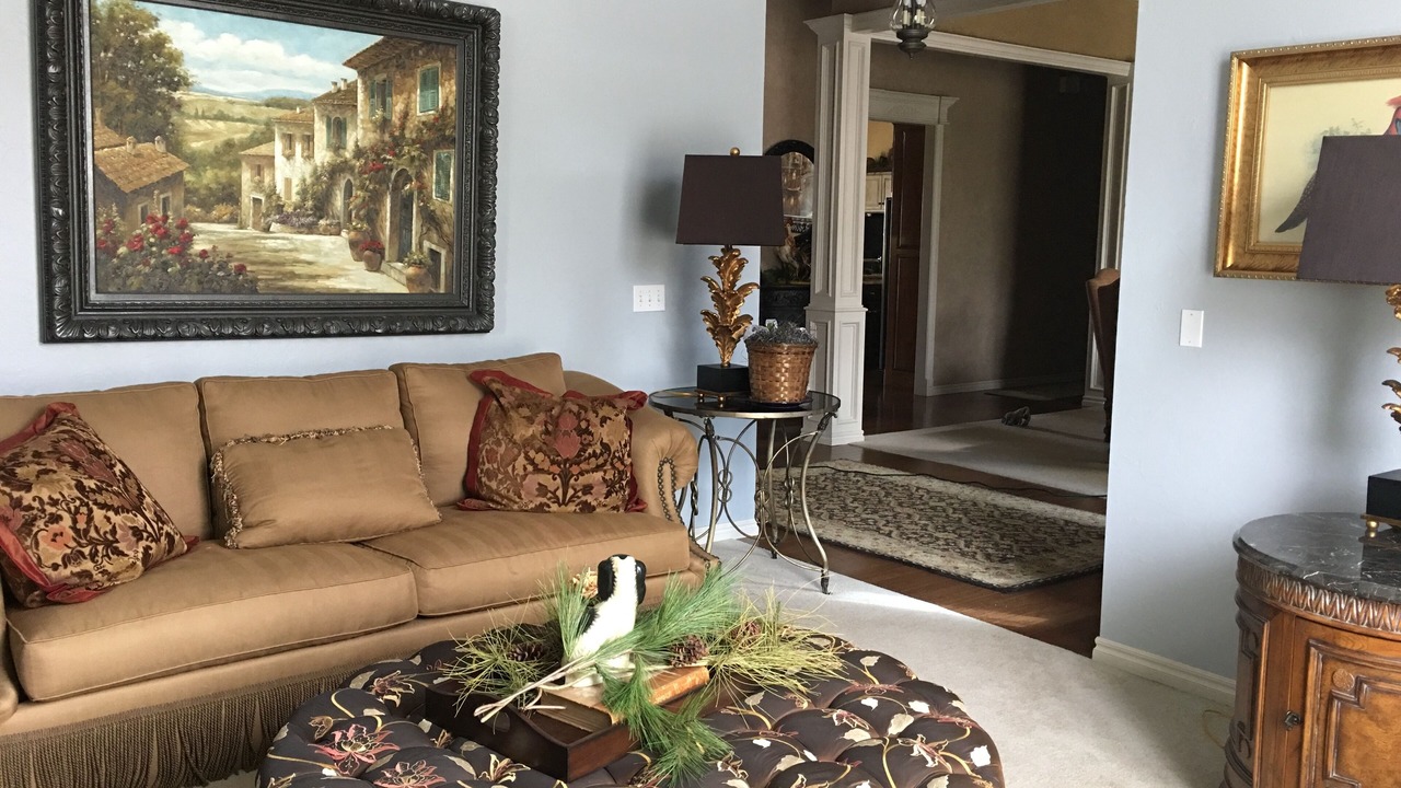 Photo of Livingroom in Oklahoma City