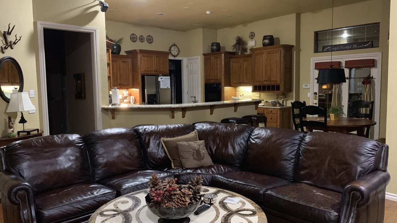 Photo of Livingroom in Oklahoma City