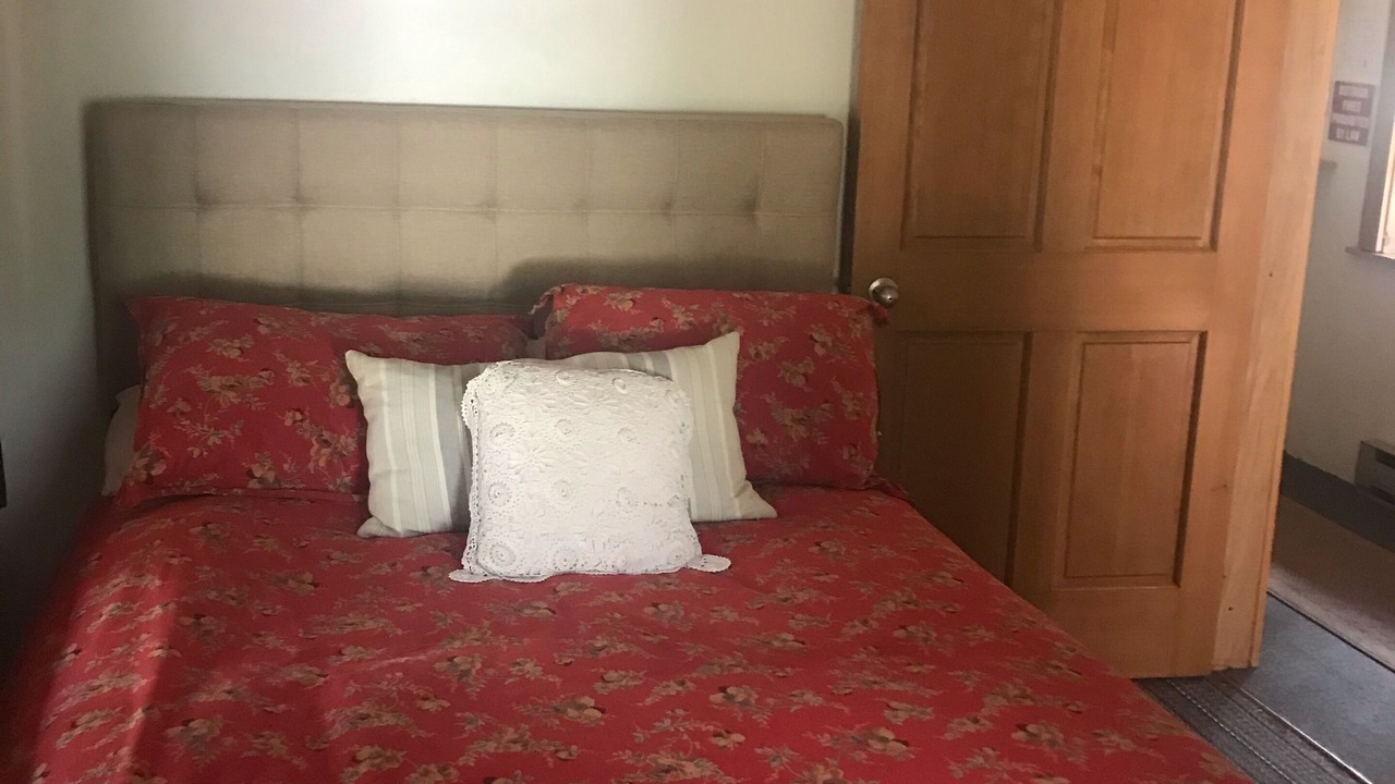 Photo of Bedroom in Mazama